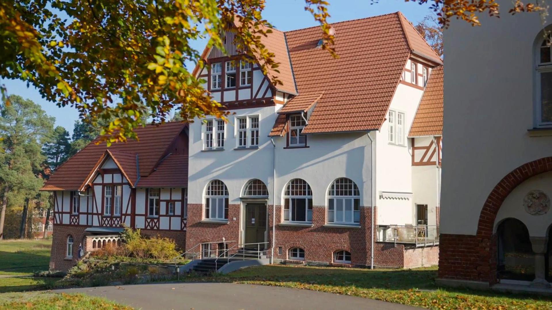 Parkresidenz Lychen, Ferienwohnung 4 Екстериор снимка